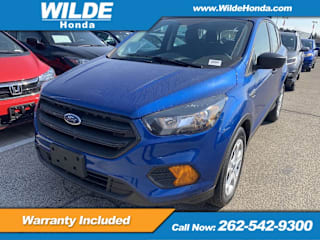 2018 Ford Escape 1FMCU0F70JUA61702 2018 Ford Escape