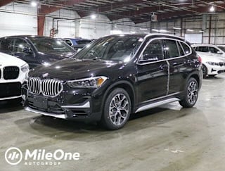 2021 BMW X1 WBXJG9C03M5T18125 2021 BMW X1
