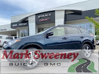 2018 Toyota RAV4 XLE JTMWFREV8JJ727691 2018 Toyota RAV4 XLE