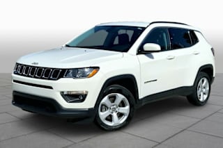 2018 Jeep Compass Latitude 3C4NJCBB4JT240966 2018 Jeep Compass Latitude