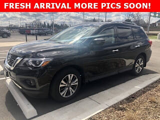 2017 Nissan Pathfinder 5N1DR2MM0HC612995 2017 Nissan Pathfinder