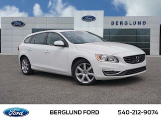 2017 Volvo V60 T5 YV140MEJ6H1345866 2017 Volvo V60 T5