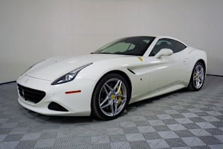 2015 Ferrari California T Base ZFF77XJA1F0207632 2015 Ferrari California T Base