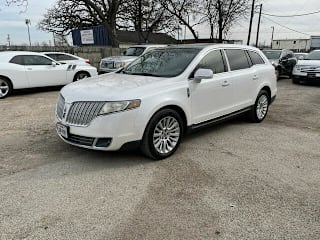 2011 Lincoln MKT 2LMHJ5AR9BBJ54377 2011 Lincoln MKT