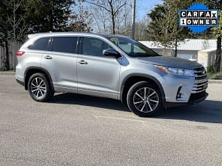2018 Toyota Highlander XLE 5TDJZRFH2JS487597 2018 Toyota Highlander XLE