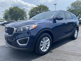 2018 Kia Sorento LX 5XYPG4A38JG358226 2018 Kia Sorento LX