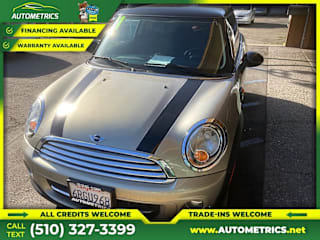 2011 MINI Cooper Base WMWSU3C55BT094719 2011 MINI Cooper Base