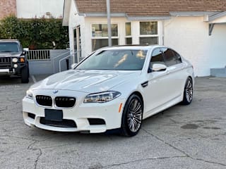2014 BMW M5 WBSFV9C57ED097570 2014 BMW M5