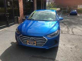2017 Hyundai Elantra KMHD84LF9HU195663 2017 Hyundai Elantra