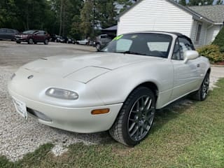 1994 Mazda MX-5 Miata Base JM1NA3531R0517926 1994 Mazda MX-5 Miata Base