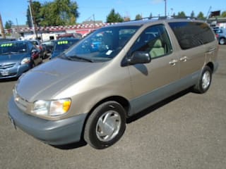 2000 Toyota Sienna XLE 4T3ZF13C9YU258005 2000 Toyota Sienna XLE