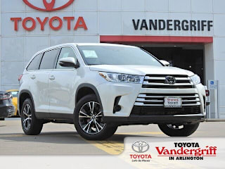 2019 Toyota Highlander LE 5TDZARFHXKS055724 2019 Toyota Highlander LE