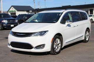 2020 Chrysler Pacifica Limited 2C4RC1GG8LR143926 2020 Chrysler Pacifica Limited
