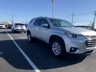 2019 Chevrolet Traverse 1GNERGKW3KJ188524 2019 Chevrolet Traverse