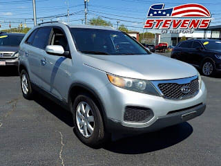 2011 Kia Sorento LX 5XYKTDA29BG122991 2011 Kia Sorento LX