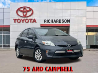 Used prius deals plug in hybrid