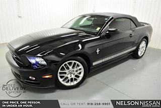 2014 Ford Mustang V6 Premium 1ZVBP8EM2E5331930 2014 Ford Mustang V6 Premium