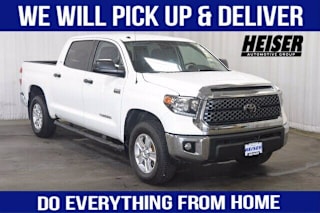 2018 Toyota Tundra SR5 5TFDY5F15JX687766 2018 Toyota Tundra SR5