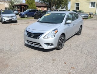 2017 Nissan Versa 1.6 SL 3N1CN7AP8HL807211 2017 Nissan Versa 1.6 SL