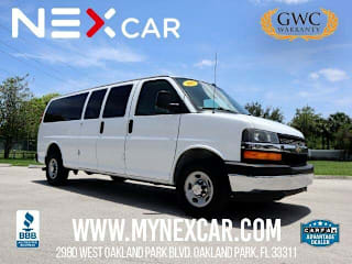 2017 Chevrolet Express Passenger LT 3500 1GAZGPFG8H1121244 2017 Chevrolet Express Passenger LT 3500