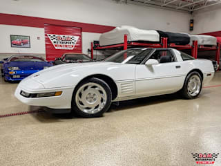 1992 Chevrolet Corvette Base 1G1YY23P2N5113628 1992 Chevrolet Corvette Base