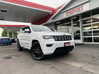 2017 Jeep Grand Cherokee Laredo 1C4RJFAG1HC929675 2017 Jeep Grand Cherokee Laredo