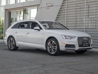 2019 Audi A4 allroad 2.0T quattro Premium Plus WA18NAF45KA047682 2019 Audi A4 allroad 2.0T quattro Premium Plus