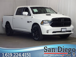 2017 Ram Pickup 1500 1C6RR6MT6HS614918 2017 Ram Pickup 1500