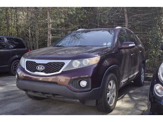 2011 Kia Sorento 5XYKT3A1XBG007561 2011 Kia Sorento