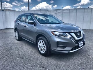 2020 Nissan Rogue S 5N1AT2MT7LC800725 2020 Nissan Rogue S