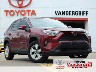 2020 Toyota RAV4 XLE 2T3W1RFV9LW071521 2020 Toyota RAV4 XLE