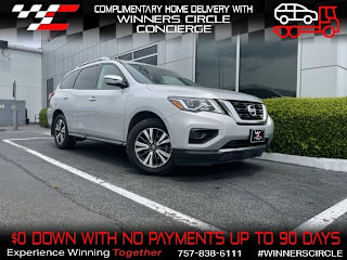 2017 Nissan Pathfinder S 5N1DR2MN7HC913157 2017 Nissan Pathfinder S