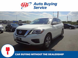 2018 Nissan Pathfinder S 5N1DR2MM9JC620518 2018 Nissan Pathfinder S