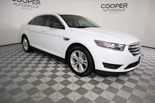 2018 Ford Taurus SE 1FAHP2D84JG119906 2018 Ford Taurus SE