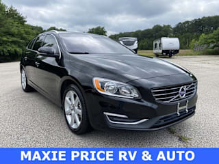 2017 Volvo V60 T5 Premier YV140MEK8H1363391 2017 Volvo V60 T5 Premier