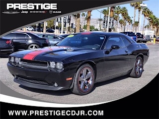 2014 Dodge Challenger 2C3CDYAG4EH121035 2014 Dodge Challenger