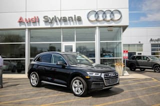 2018 Audi Q5 2.0T quattro Premium Plus WA1BNAFY8J2164593 2018 Audi Q5 2.0T quattro Premium Plus