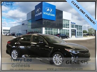 2018 Kia Optima S 5XXGT4L30JG223237 2018 Kia Optima S
