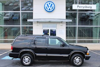 2000 Chevrolet Blazer LT 1GNDT13W1Y2122744 2000 Chevrolet Blazer LT