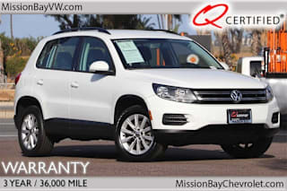 2018 Volkswagen Tiguan Limited WVGAV7AX7JK003974 2018 Volkswagen Tiguan Limited