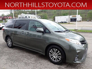 2018 Toyota Sienna XLE 8-Passenger 5TDYZ3DC6JS959383 2018 Toyota Sienna XLE 8-Passenger