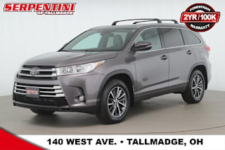 2018 Toyota Highlander XLE 5TDJZRFHXJS886774 2018 Toyota Highlander XLE