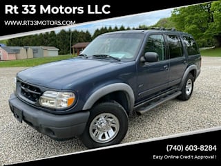 2000 Ford Explorer XLS 1FMDU62X4YUB72096 2000 Ford Explorer XLS