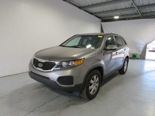 2013 Kia Sorento LX 5XYKTDA63DG410057 2013 Kia Sorento LX