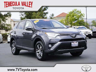 2018 Toyota RAV4 XLE JTMWFREVXJJ178446 2018 Toyota RAV4 XLE