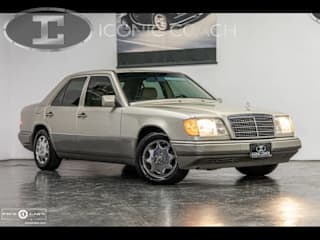 1995 Mercedes-Benz E-Class WDBEA32E2SC187920 1995 Mercedes-Benz E-Class