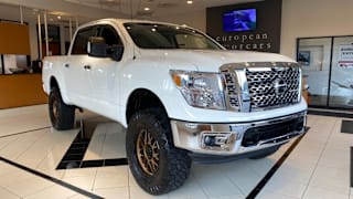 2018 Nissan Titan SV 1N6AA1E54JN548242 2018 Nissan Titan SV