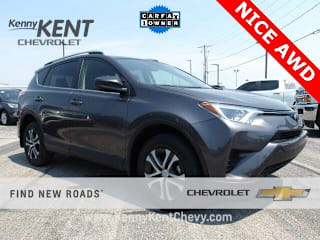 2017 Toyota RAV4 LE JTMBFREV5HJ711537 2017 Toyota RAV4 LE