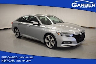 2018 Honda Accord Touring 1HGCV2F93JA043650 2018 Honda Accord Touring