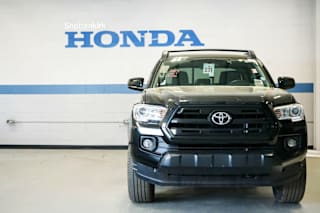 2016 Toyota Tacoma SR 5TFAX5GN2GX064864 2016 Toyota Tacoma SR